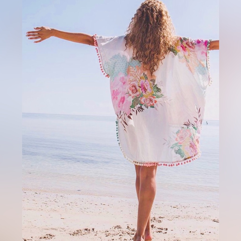 Z&L Europe Floral Kimono
